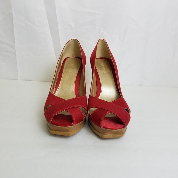 andrea red high heel shoes size 6 [SH1] - Picture 4 of 7